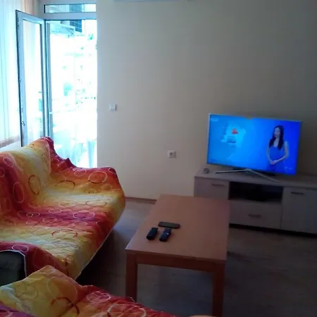 Aparthotel Elena