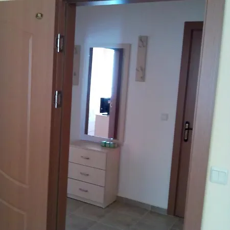 Elena Lejlighedshotel